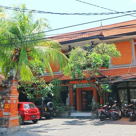 Sekar Sari Inn 꾸따 외부 사진