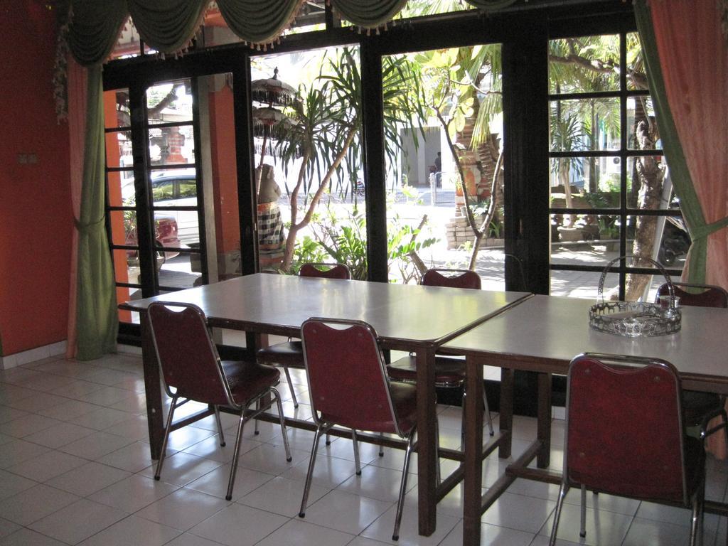 Sekar Sari Inn 꾸따 외부 사진